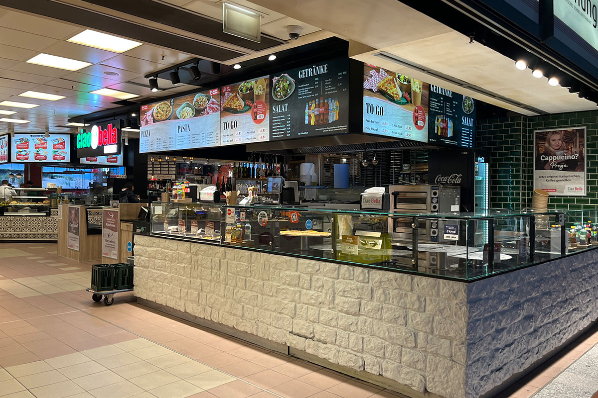 Ciao Bella Filiale in der Wandelhalle von Außen